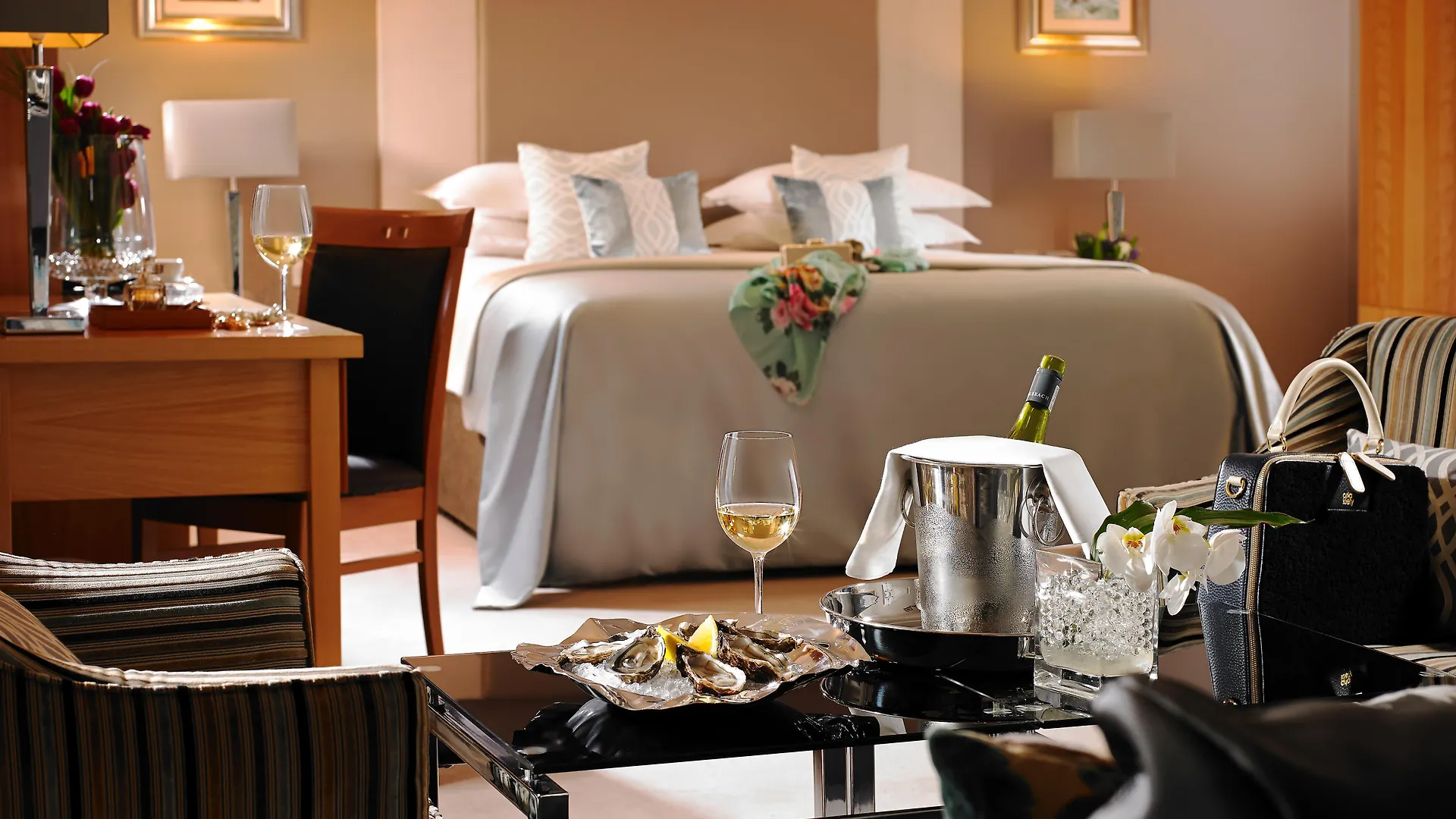 Westport Coast Hotel