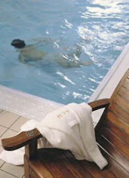 Westport Coast Hotel