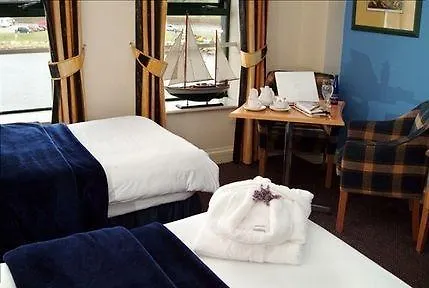 Westport Coast Hotel