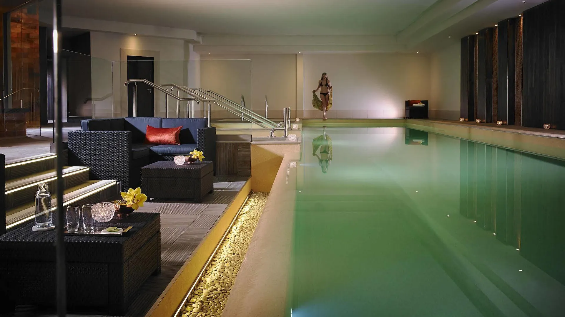 Westport Coast Hotel