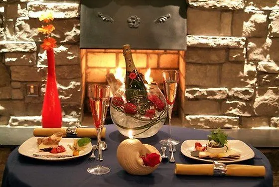Westport Coast Hotel